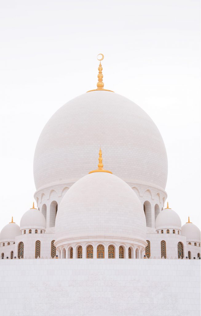 洁白色的大清真寺